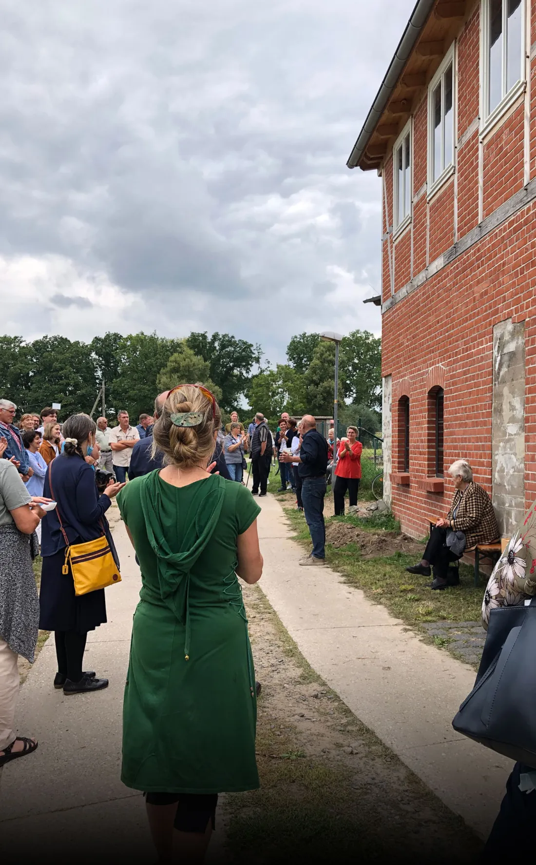 ausstellung_schoepfwerk_aussen_rede