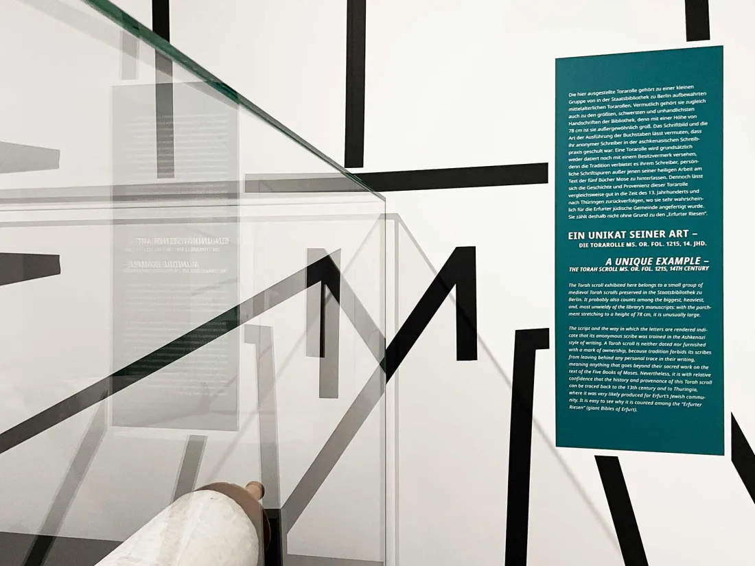 ausstellungsraum_stabi_juedische_schriften