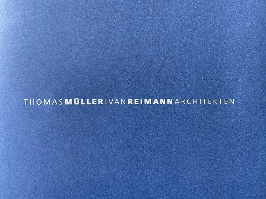 buecher_schriftzug_muellerreimann_architekten